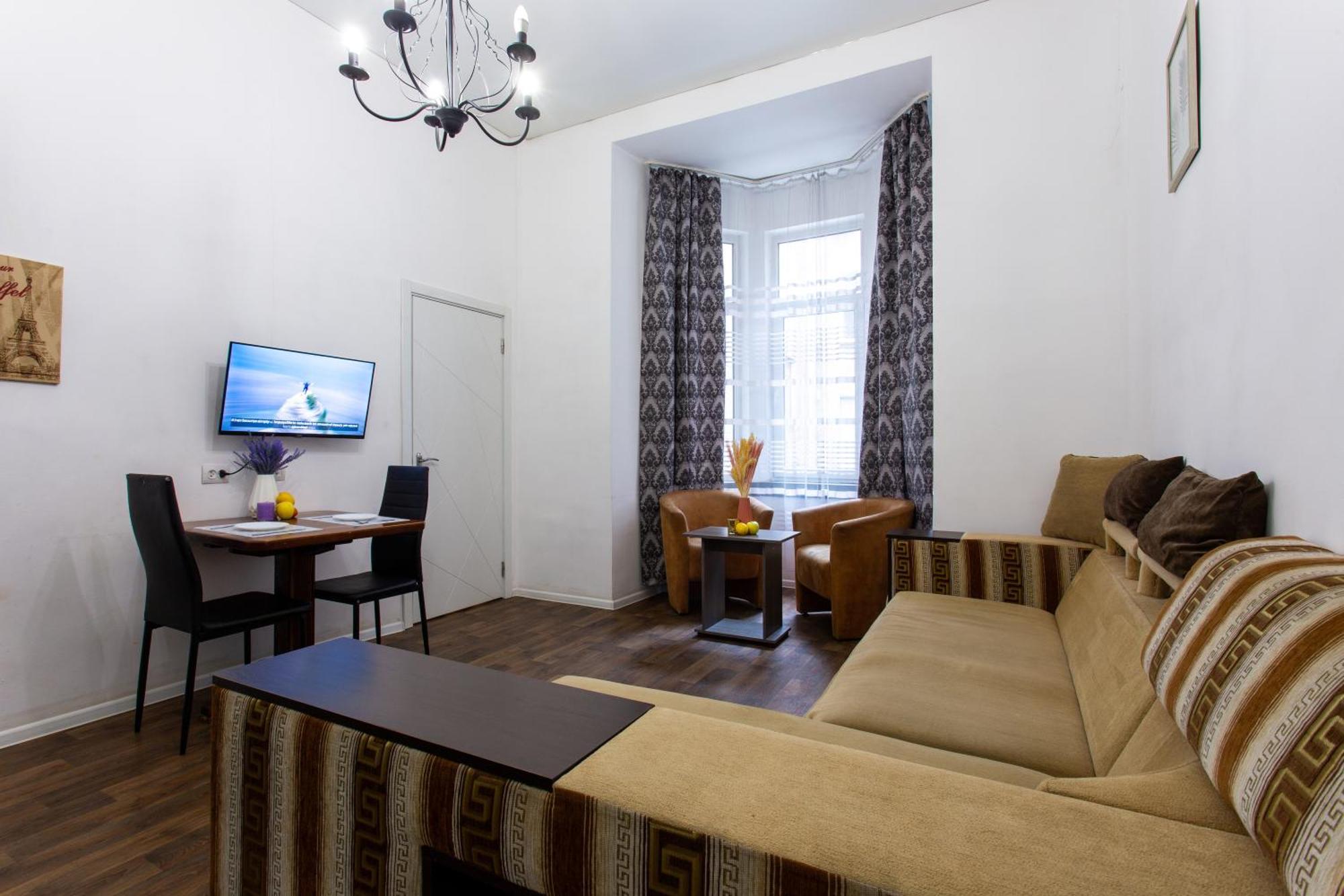 Pushkinskaya Street Apartment คาร์คิฟ ภายนอก รูปภาพ