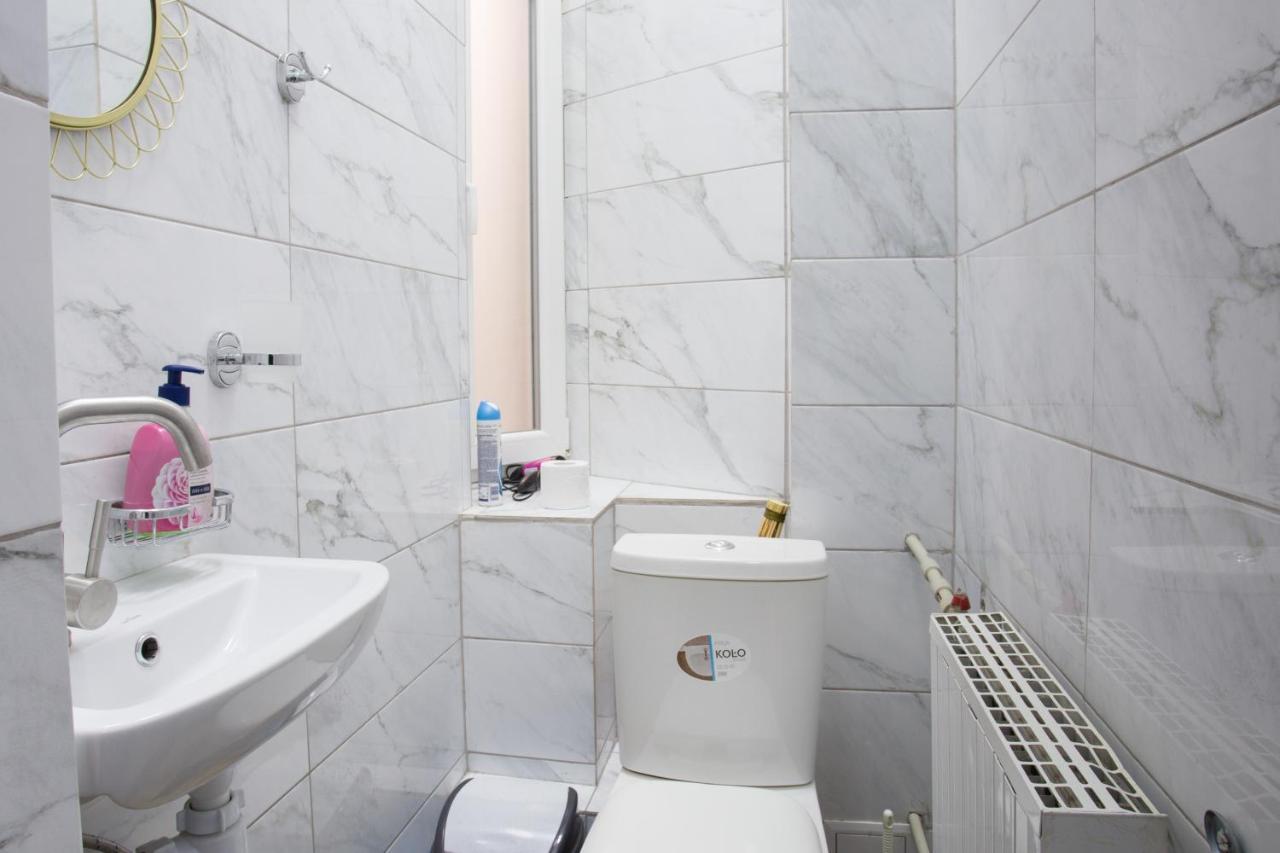 Pushkinskaya Street Apartment คาร์คิฟ ภายนอก รูปภาพ